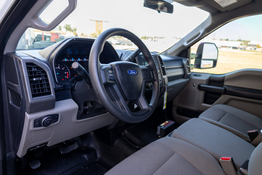 Used 2017 Ford F250 XL w/ Power Equipment Group RWD image 9