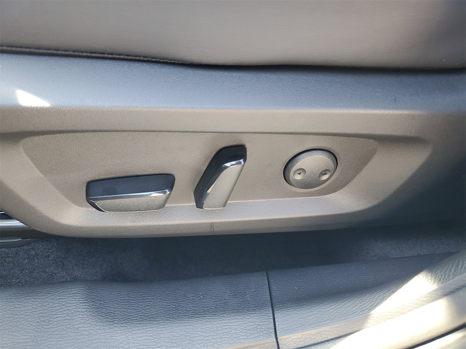 New 2025 Mitsubishi Outlander AWD image 7