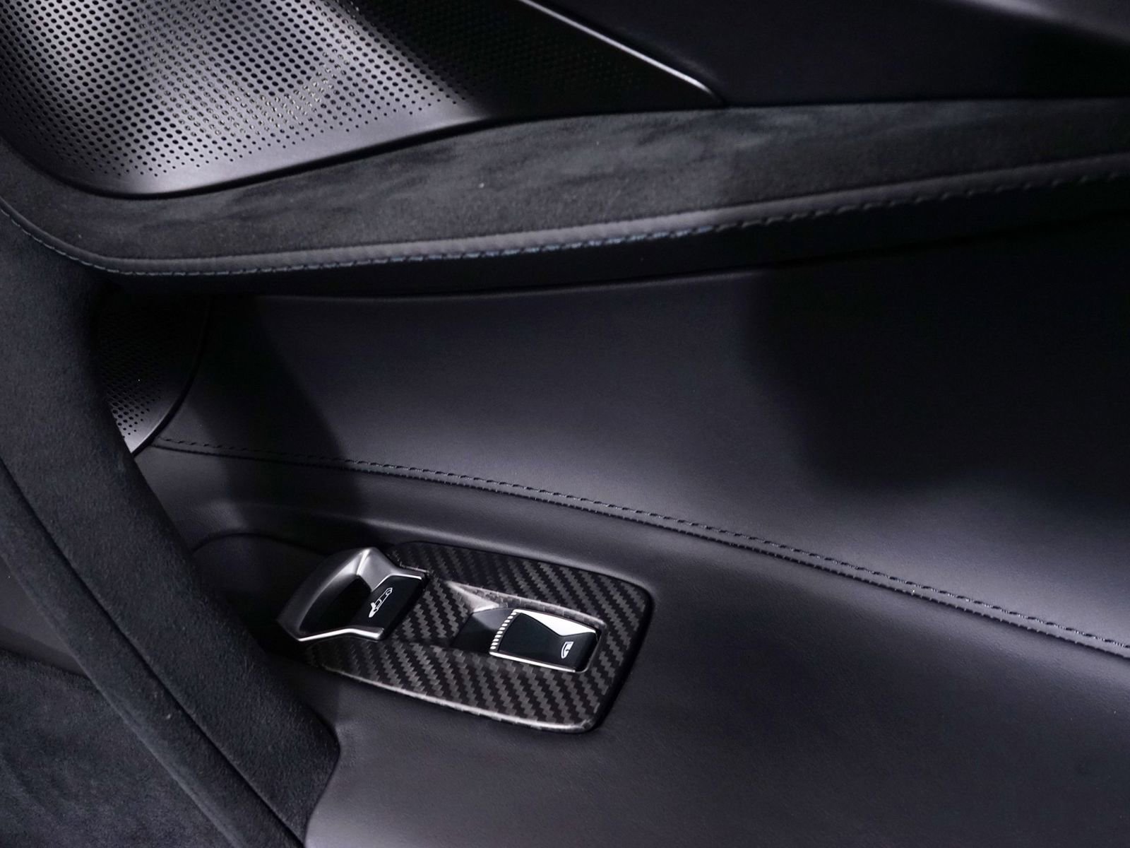 Used 2024 McLaren 750S image 31