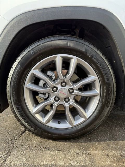 Used 2022 GMC Terrain SLT w/ Infotainment Package II image 14