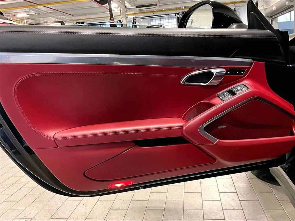 Certified 2017 Porsche 911 Targa 4S image 28