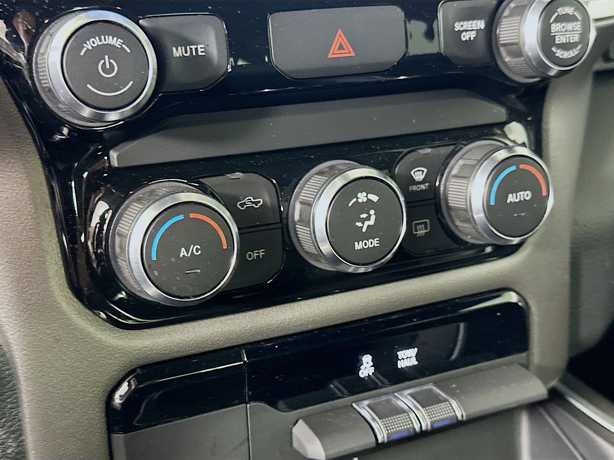 Used 2022 RAM 1500 Big Horn AWD/4WD image 24