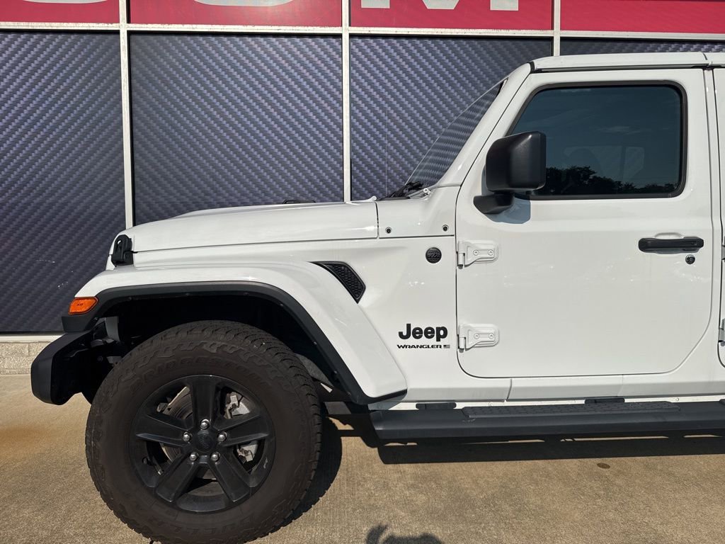 Used 2023 Jeep Wrangler Altitude image 13