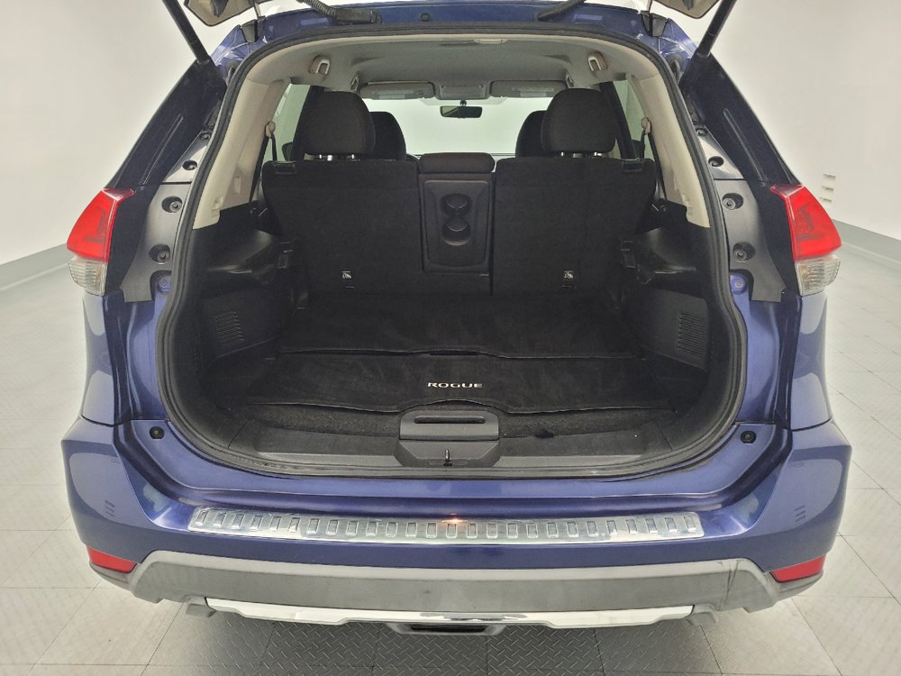 Used 2018 Nissan Rogue SV FWD image 29