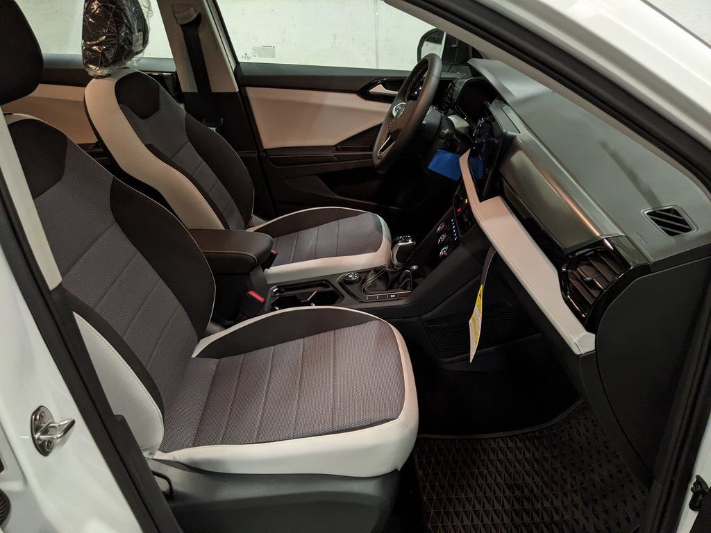 New 2026 Volkswagen Taos S image 21