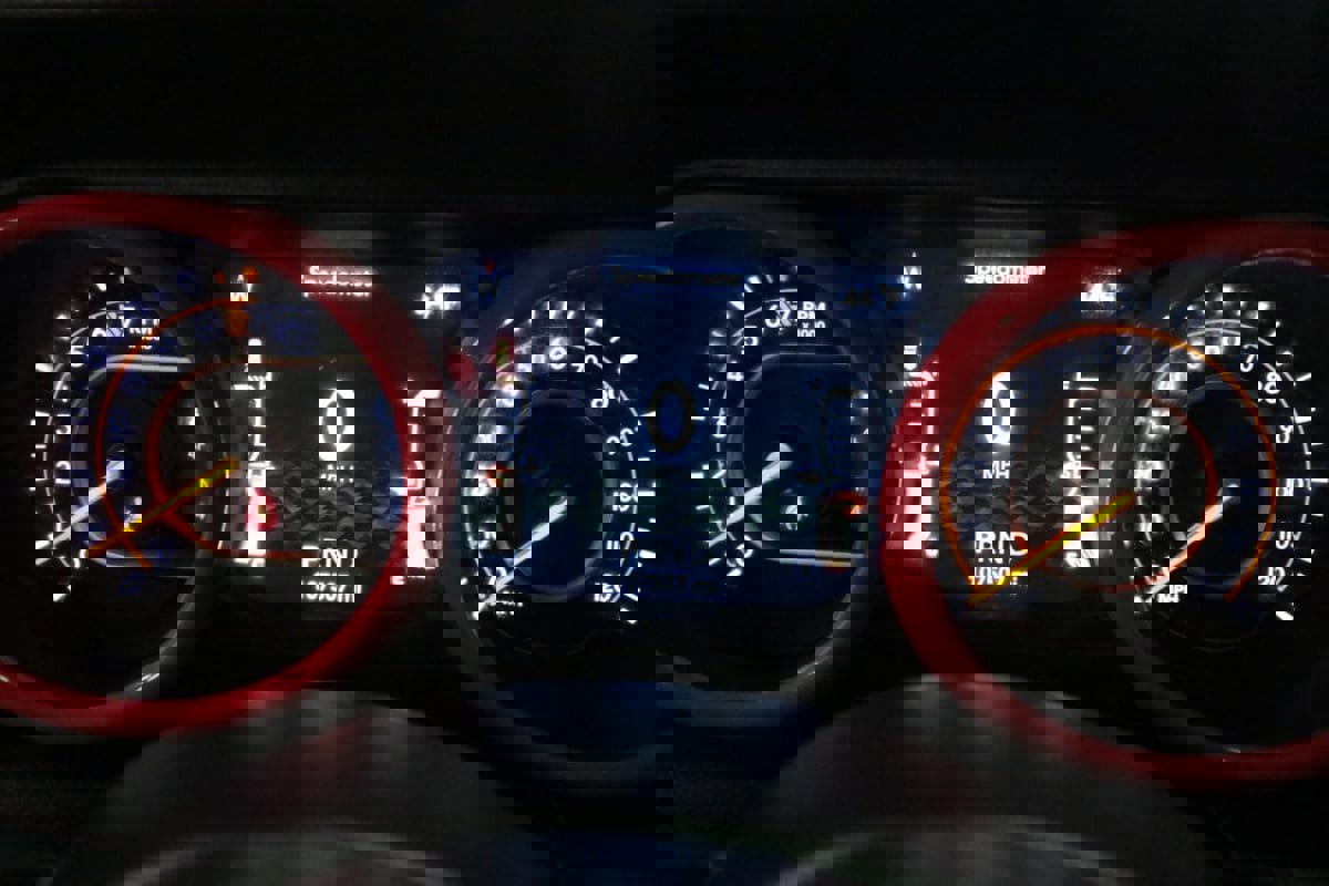 Used 2018 Jeep Wrangler Unlimited Sahara w/ Cold Weather Group image 26