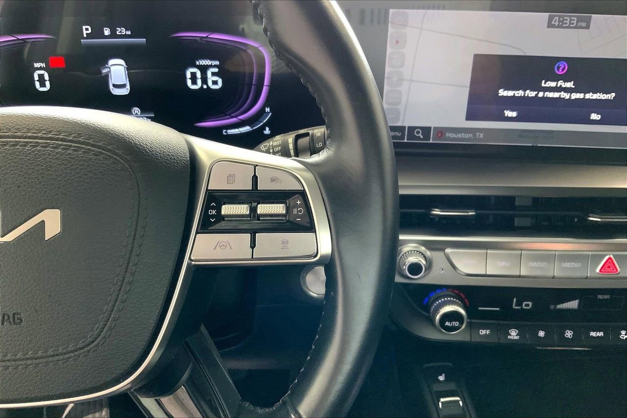 Used 2025 Kia Telluride S FWD image 21