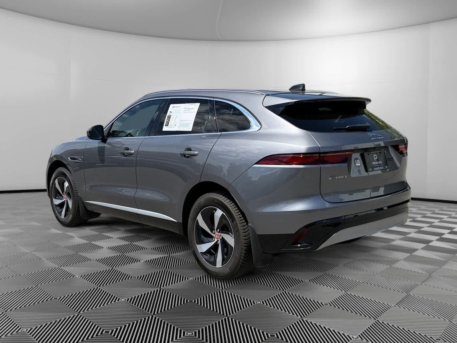Used 2022 Jaguar F-PACE S AWD/4WD image 3