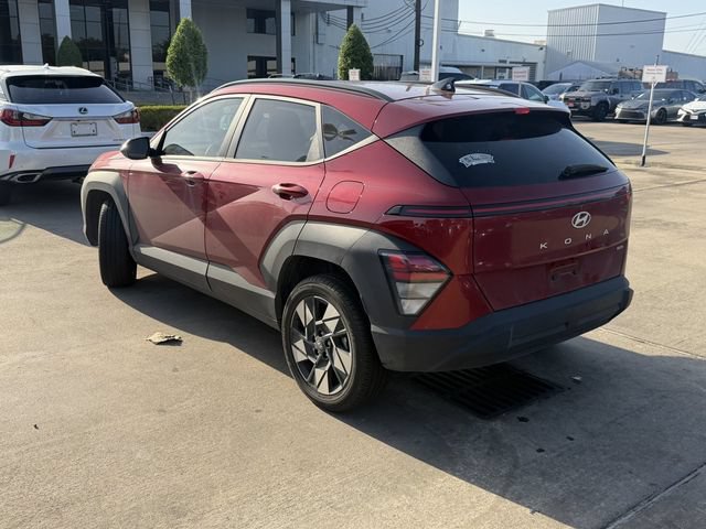 Used 2024 Hyundai Kona SEL AWD/4WD image 7