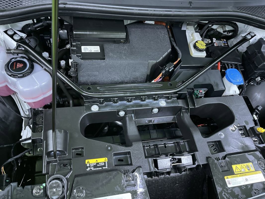 Used 2022 Volkswagen ID.4 Pro image 30