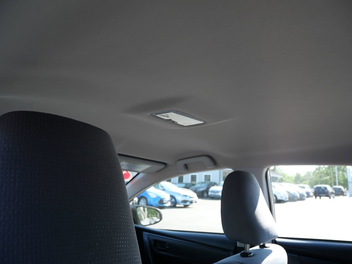Used 2017 Toyota Corolla L w/ Carpet Mat Package (TMS) FWD image 26