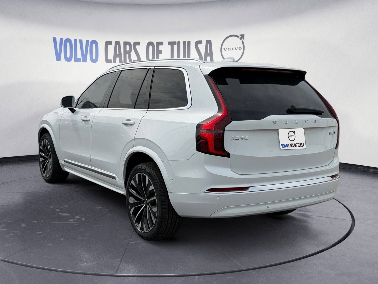 New 2026 Volvo XC90 B6 Ultra w/ Protection Package AWD/4WD image 3