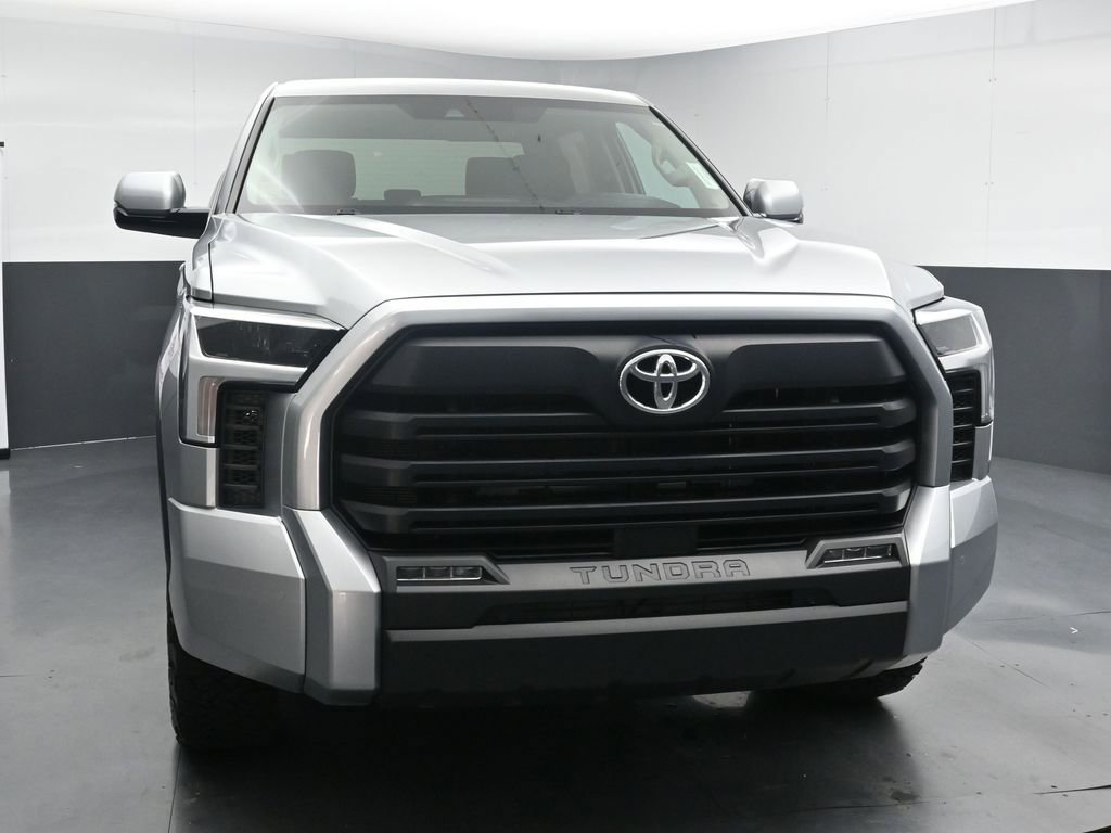 Used 2023 Toyota Tundra SR5 w/ SR5 Convenience Package AWD/4WD image 3