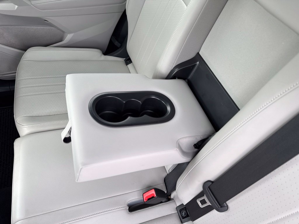 Certified 2024 Volkswagen Tiguan SE R-Line FWD image 26