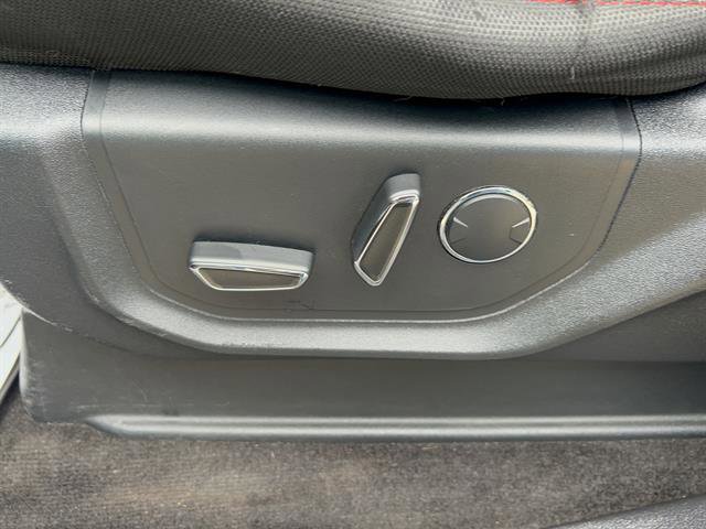 Used 2018 Ford F150 XLT w/ Equipment Group 302A Luxury image 11