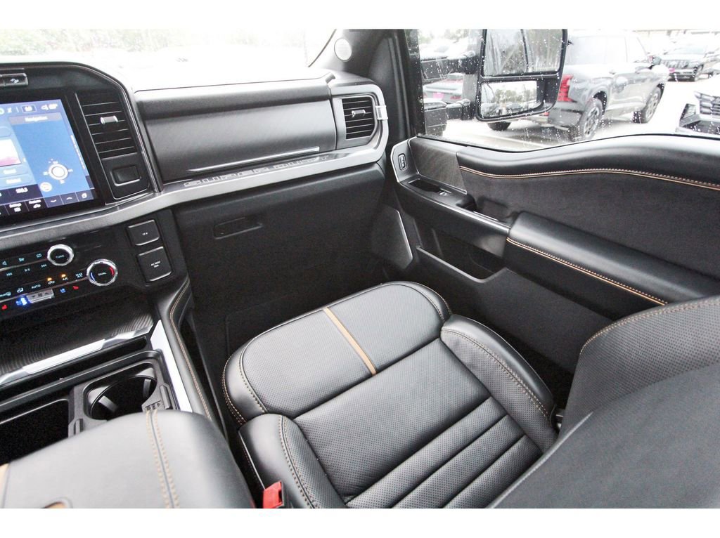 Used 2024 Ford F450 Platinum w/ FX4 Off-Road Package AWD/4WD image 13