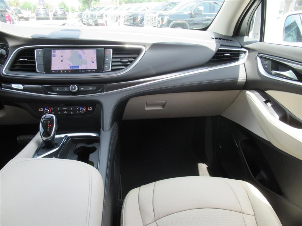 Used 2020 Buick Enclave Premium w/ Sun and Sites Package FWD image 14