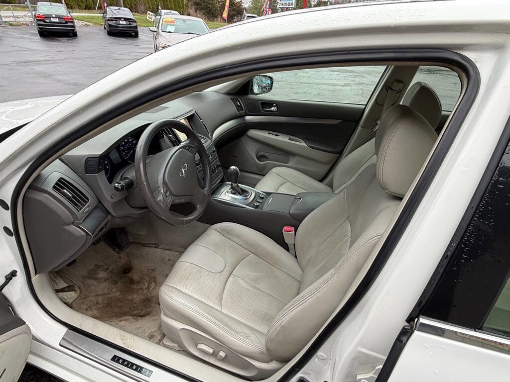 Used 2015 INFINITI Q40 AWD w/ Navigation Package image 7