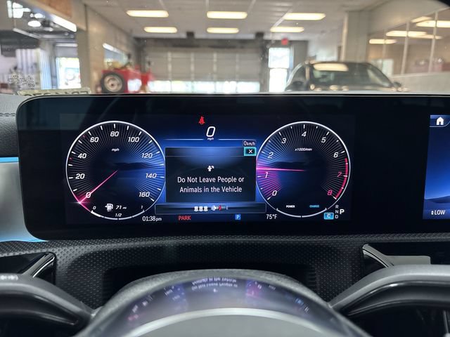 Used 2025 Mercedes-Benz CLA 250 4MATIC image 7