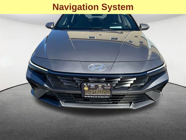 Used 2024 Hyundai Elantra Limited image 4