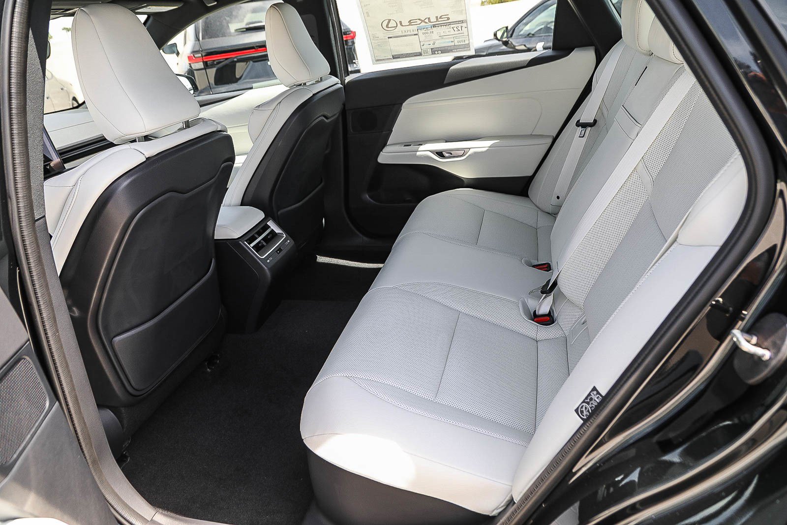 New 2026 Lexus ES 350e w/ Convenience Package FWD image 18