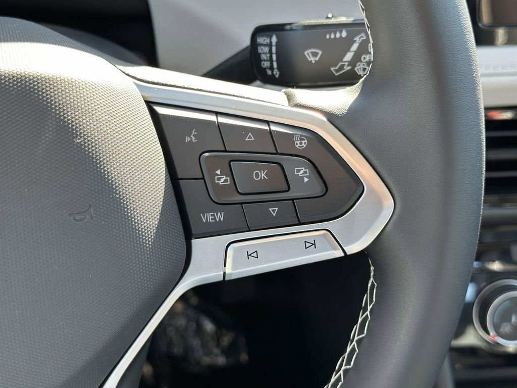New 2025 Volkswagen Taos S image 18