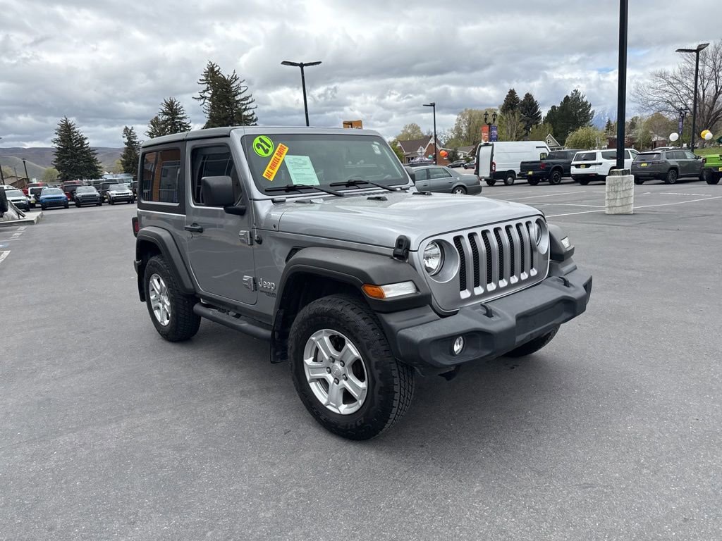 Used 2021 Jeep Wrangler Sport AWD/4WD image 3