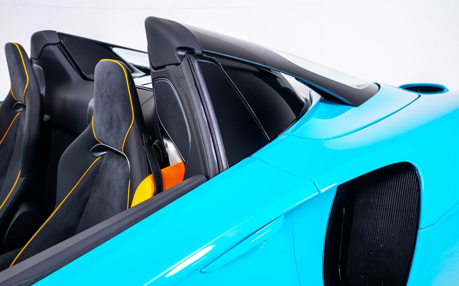 New 2026 McLaren Artura Spider image 14