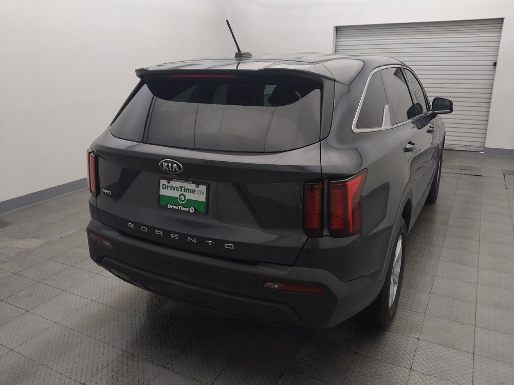 Used 2021 Kia Sorento LX AWD/4WD image 7