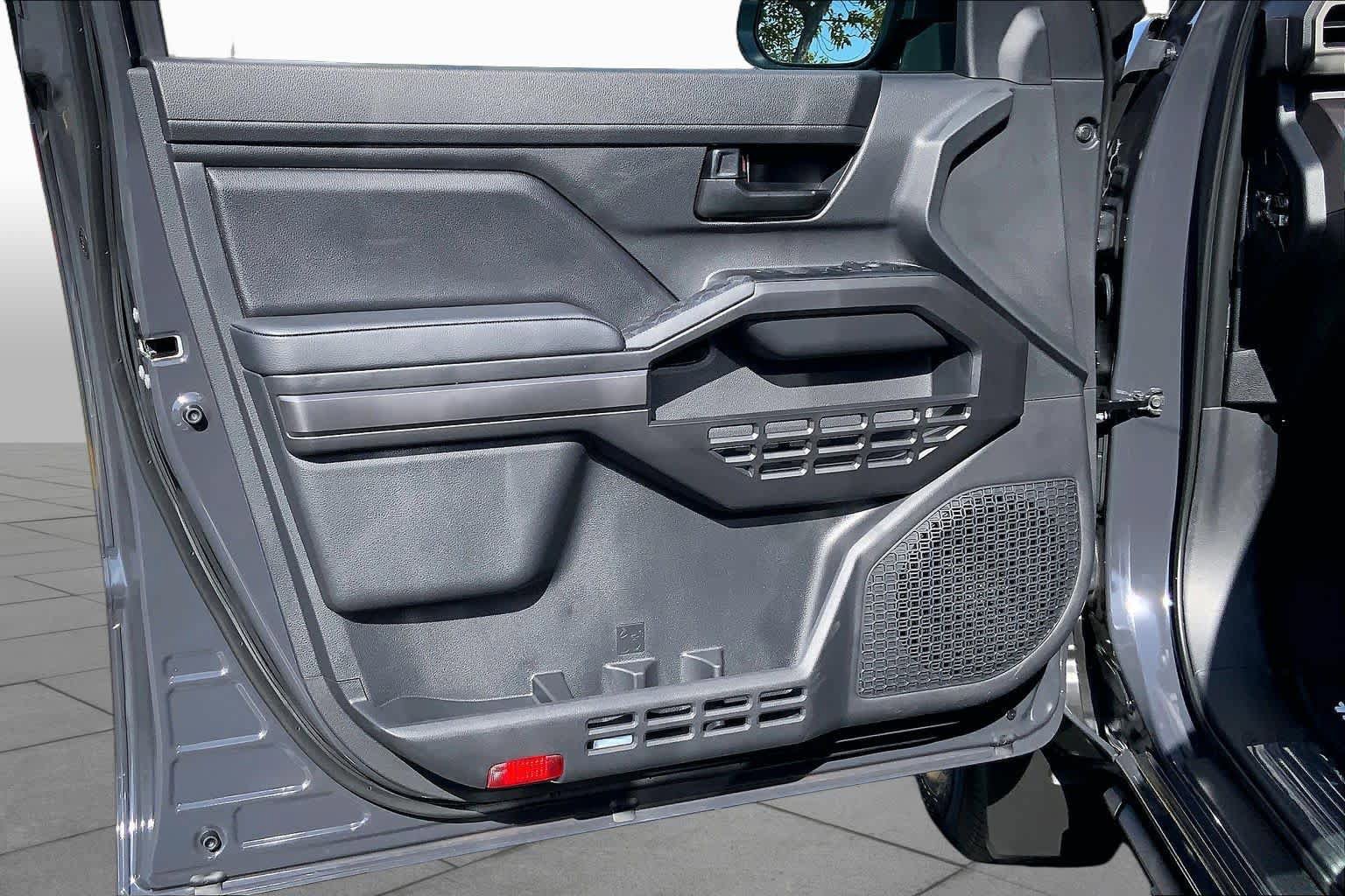 New 2026 Toyota Tacoma SR5 AWD/4WD image 10