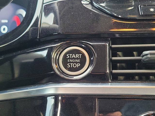 Used 2024 Nissan Pathfinder Platinum w/ Black Appearance Package FWD image 19