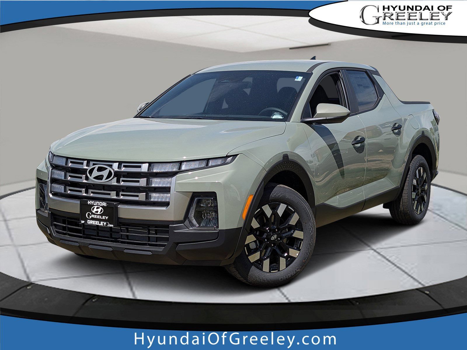Certified 2025 Hyundai Santa Cruz SE FWD image 1
