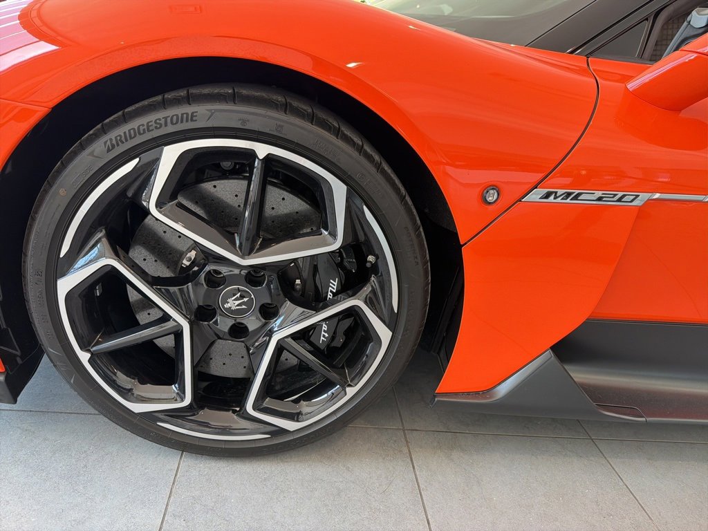 New 2023 Maserati MC20 Spyder image 27