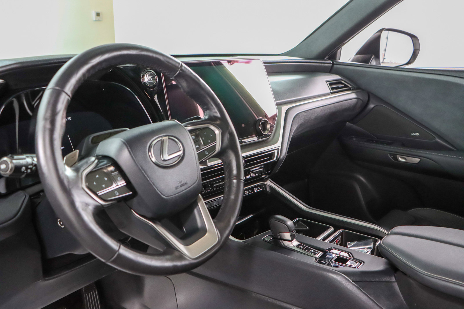 Used 2025 Lexus TX 350 AWD image 24