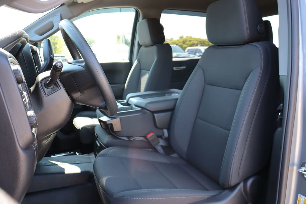 Used 2025 Chevrolet Silverado 1500 Custom Trail Boss w/ LPO, Dark Essentials Package image 13