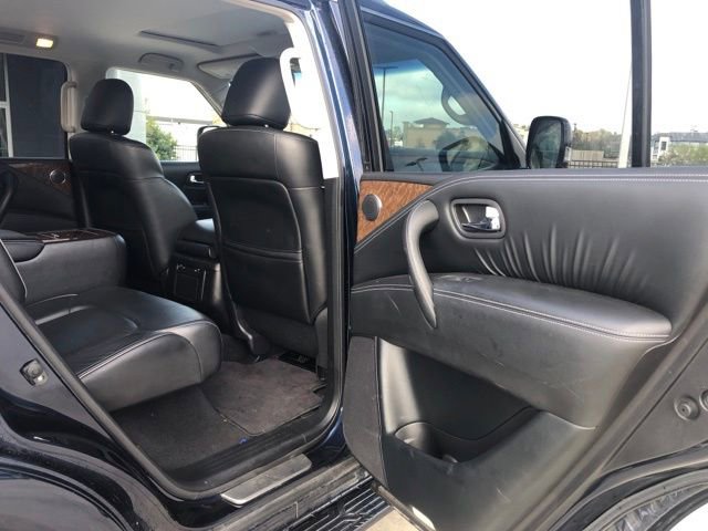 Used 2017 INFINITI QX80 2WD w/ Driver Assistance Package image 12