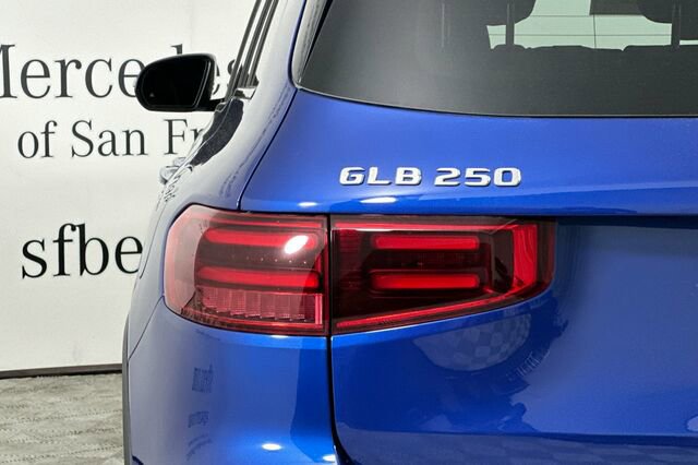 Used 2024 Mercedes-Benz GLB 250 image 25