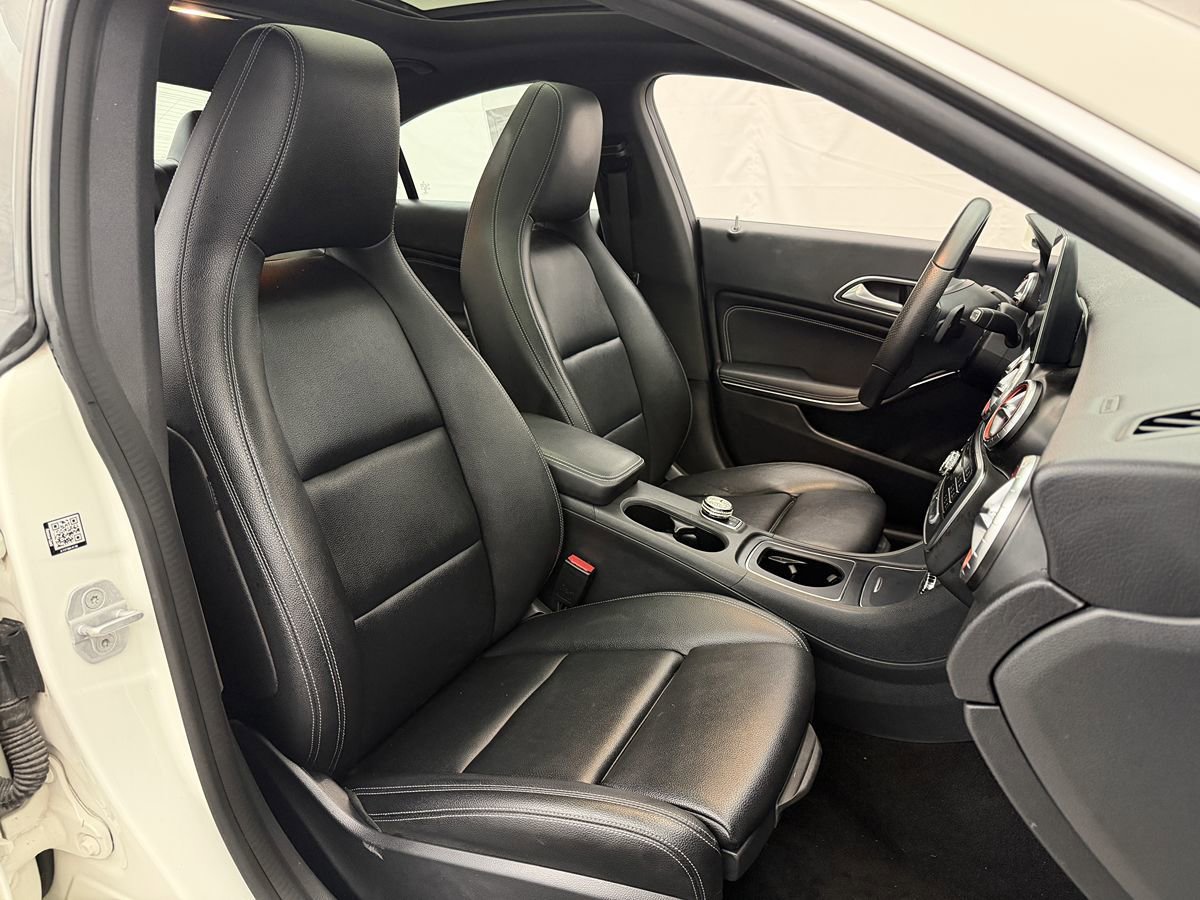 Used 2017 Mercedes-Benz CLA 250 4MATIC image 25
