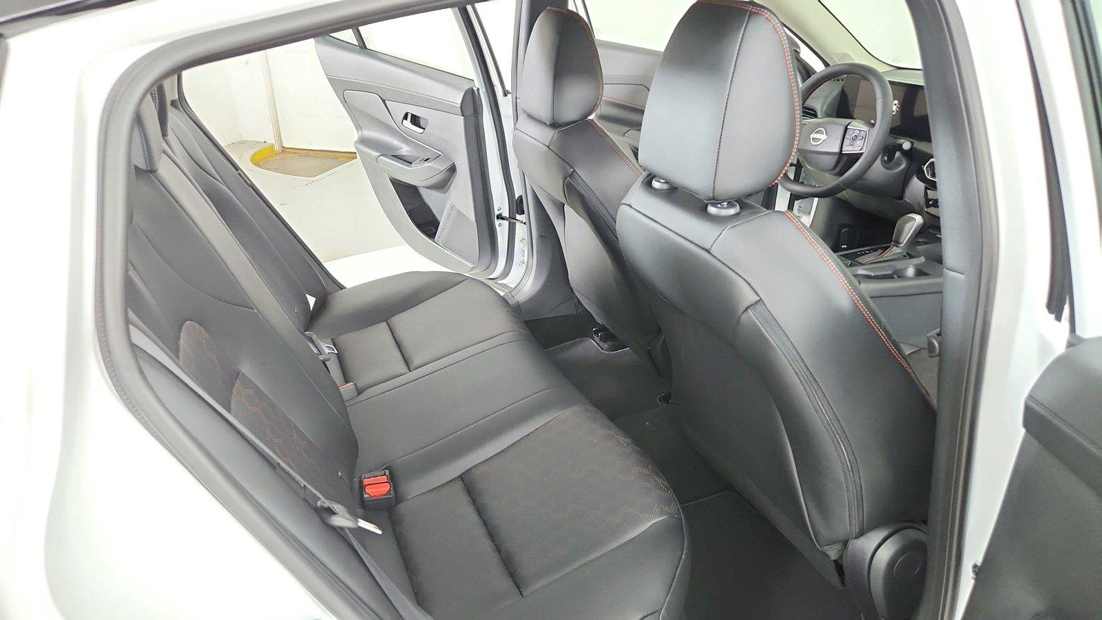 New 2027 Nissan Sentra SR w/ SR Premium Package FWD image 28