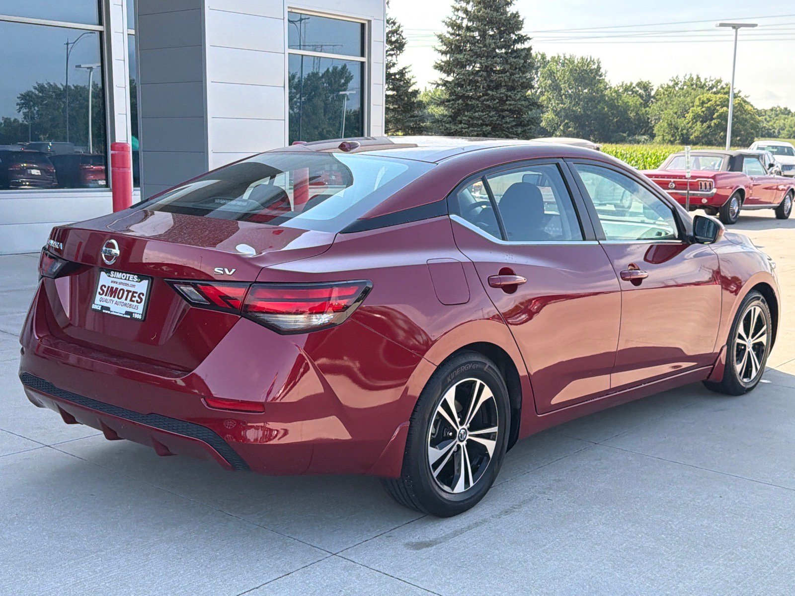 Used 2021 Nissan Sentra SV FWD image 8