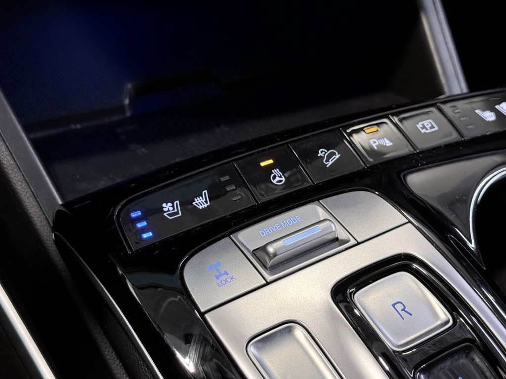 Used 2024 Hyundai Tucson Limited image 29