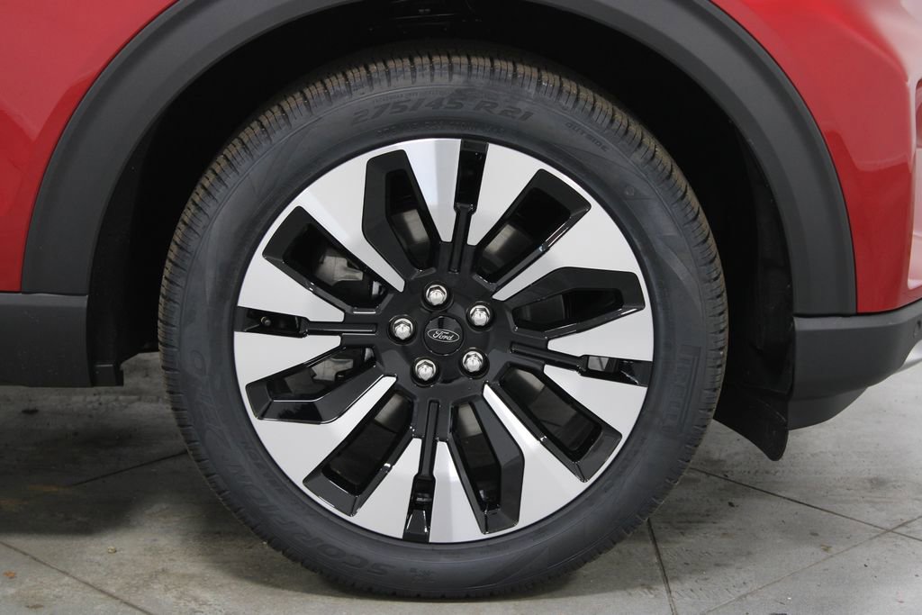 New 2026 Ford Explorer Platinum w/ LUX Leather Package image 11