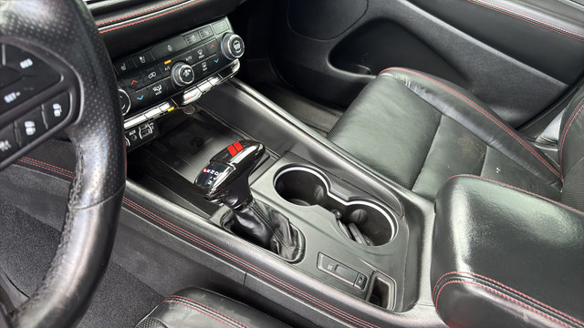 Used 2023 Dodge Durango R/T AWD/4WD image 14