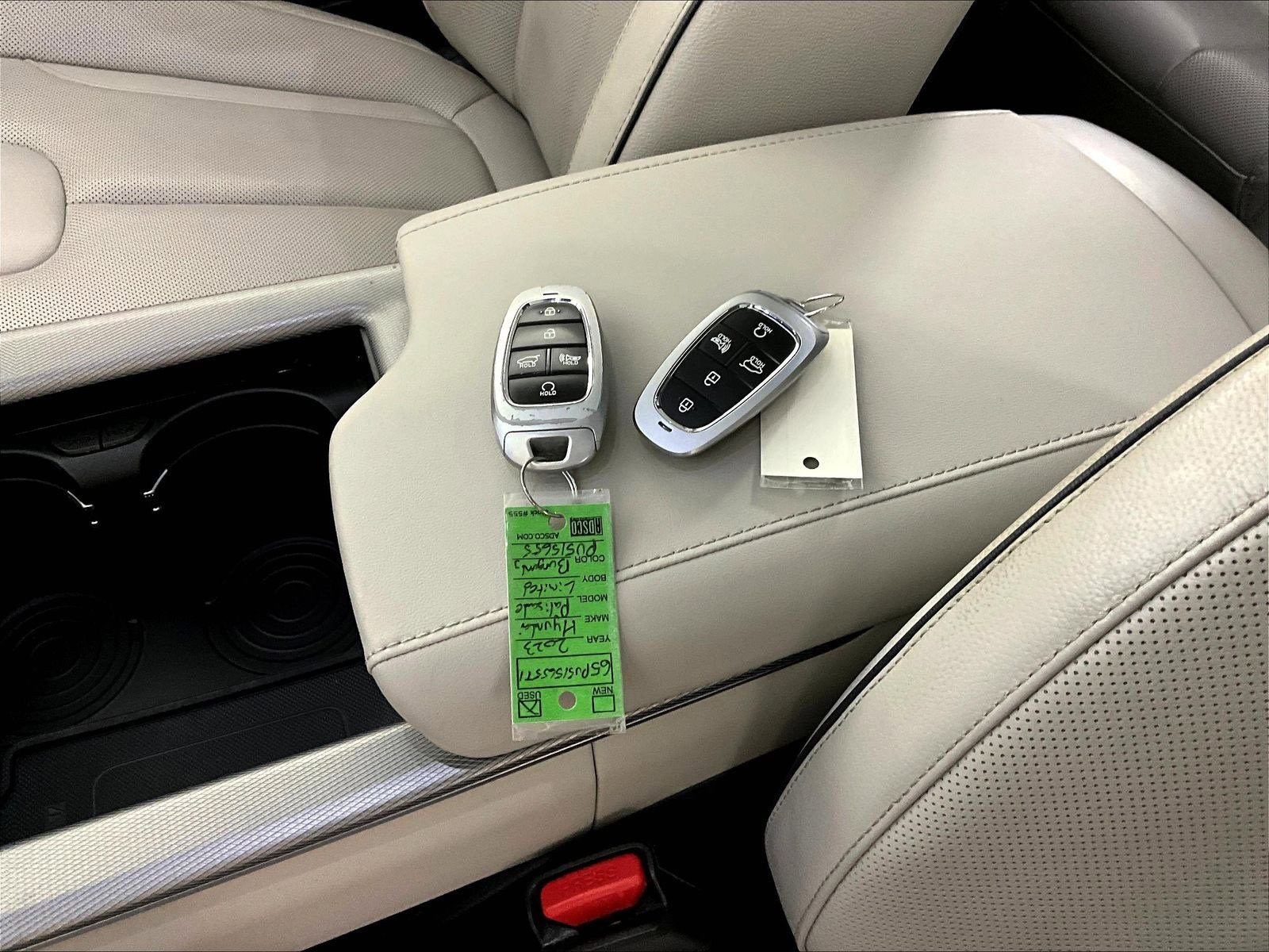 Used 2023 Hyundai Palisade Limited AWD/4WD image 36