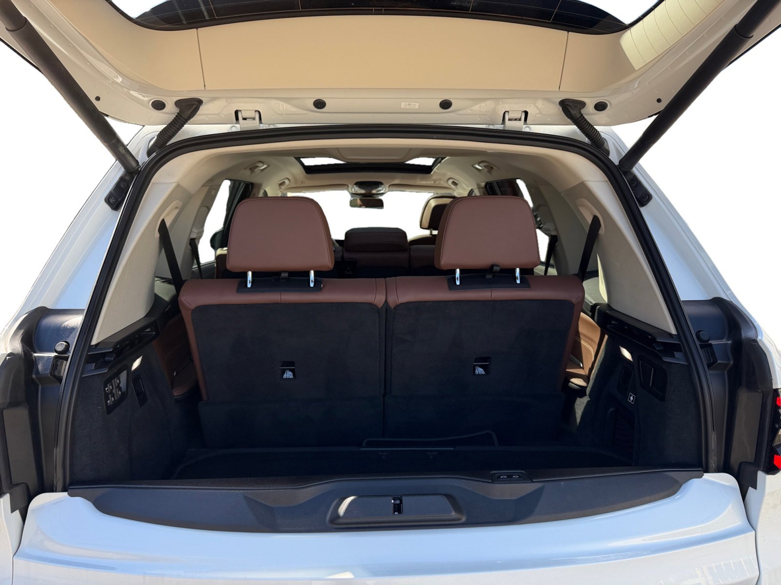 Used 2024 BMW X7 xDrive40i w/ Premium Package AWD/4WD image 25