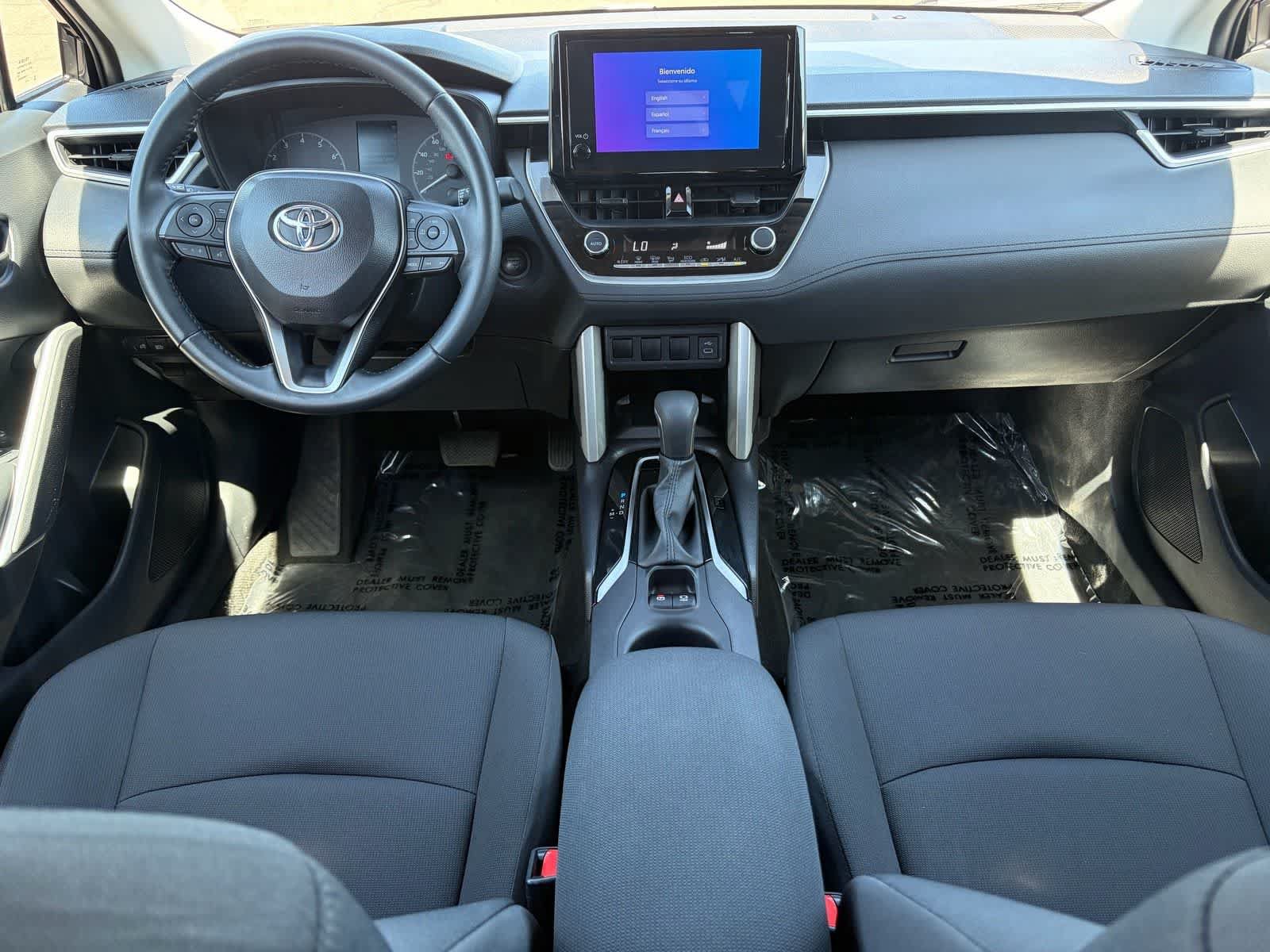 Used 2025 Toyota Corolla Cross LE FWD image 24