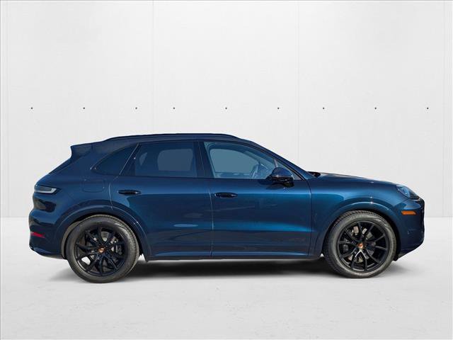 New 2025 Porsche Cayenne GTS image 8