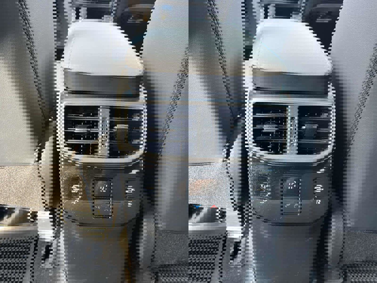 Used 2023 Lexus RX 350 Premium image 14