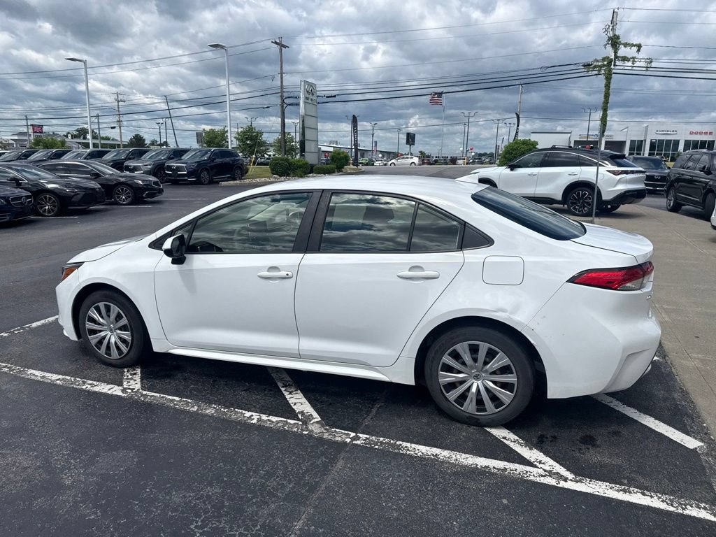 Used 2020 Toyota Corolla LE FWD image 9
