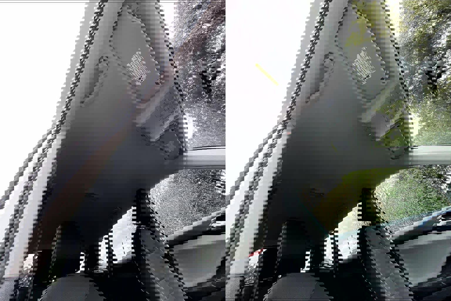 Certified 2022 Volkswagen Taos SE image 14